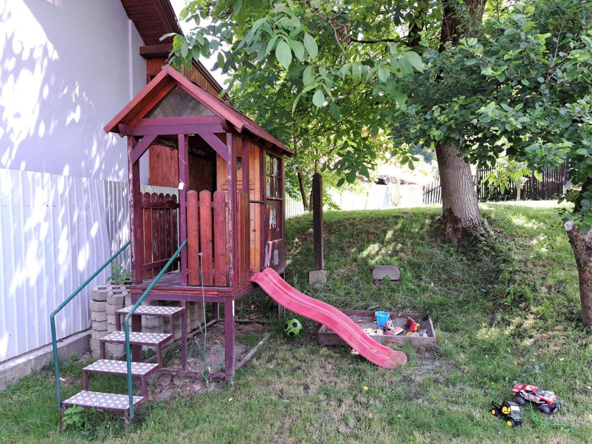 Casa De Vacanta Zsenik Vendeghaz 소바타 외부 사진