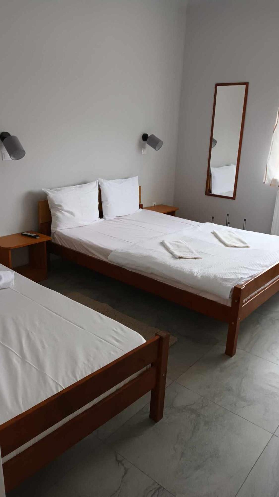 Casa De Vacanta Zsenik Vendeghaz 소바타 외부 사진