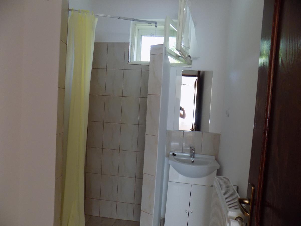 Casa De Vacanta Zsenik Vendeghaz 소바타 외부 사진